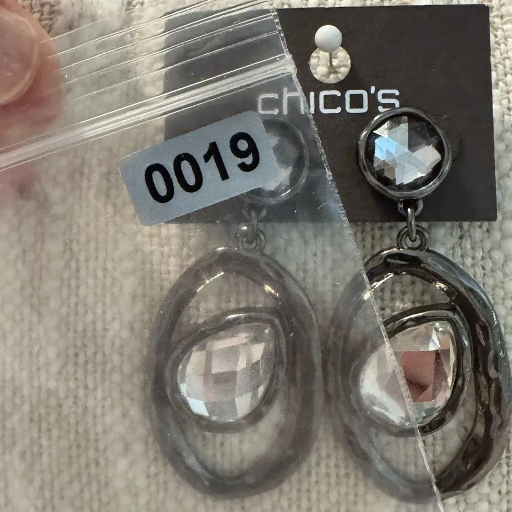 0019-Chico's Silver and Black Dangle Earrings